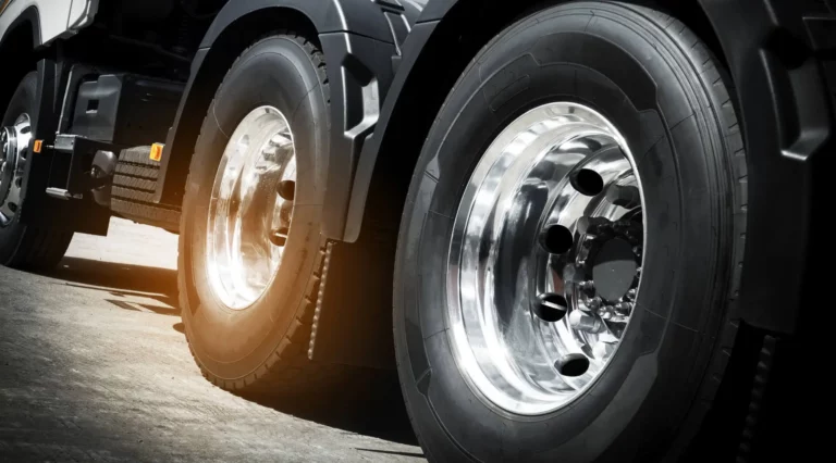 As melhores marcas de pneus para caminhão em 2025